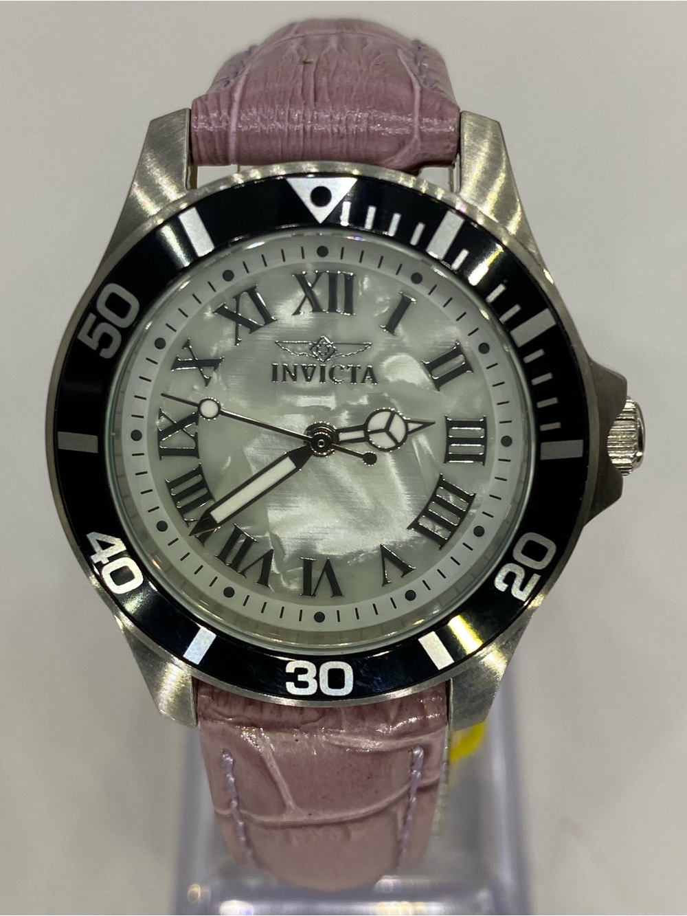 Men’s ^^^ Invicta ***  Watch / Plush  Pink Leather Strap ***